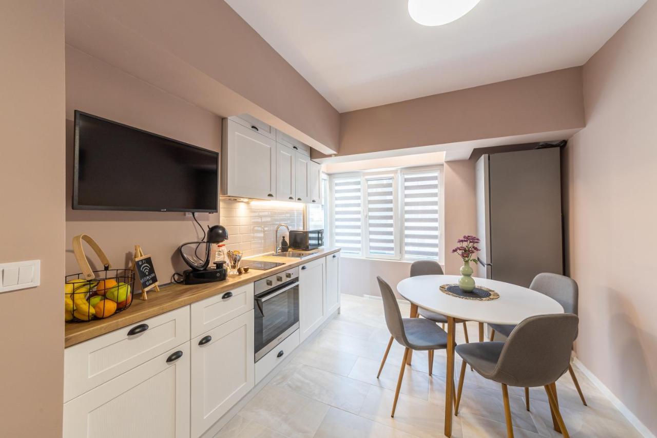 Great Location Apartment Varna Ngoại thất bức ảnh