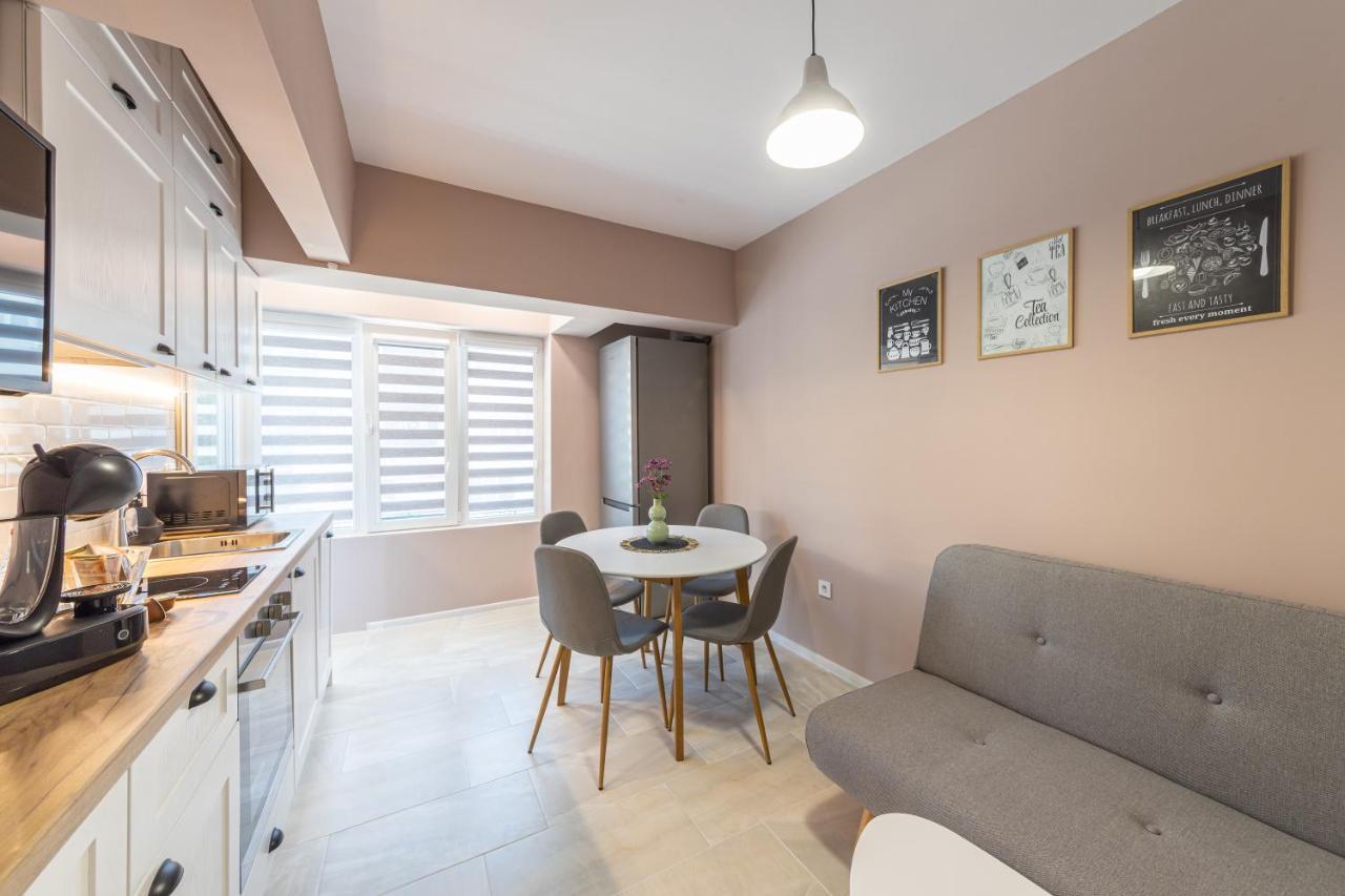 Great Location Apartment Varna Ngoại thất bức ảnh